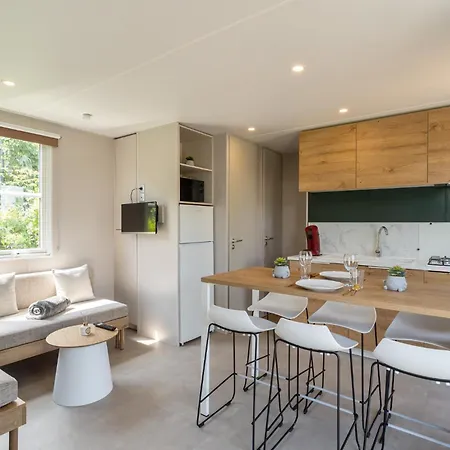 Maison De - Parc De Papillon * Bouillon