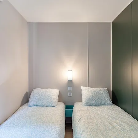 Maison De - Parc De Papillon