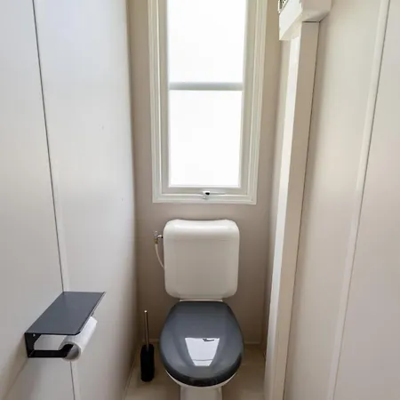 Maison De - Parc De Papillon *