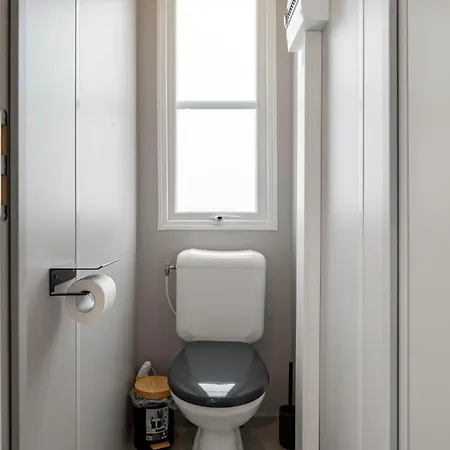 Maison De - Parc De Papillon *