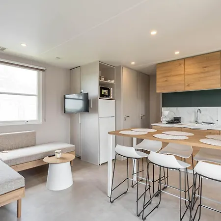 Vakantiehuis Maison De - Parc De Papillon Bouillon