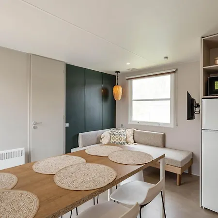 Maison De - Parc De Papillon * Bouillon