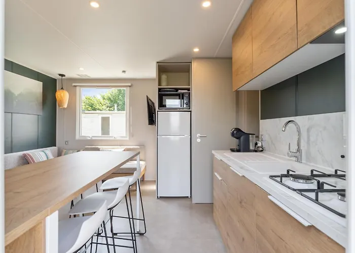 Maison De - Parc De Papillon * Bouillon