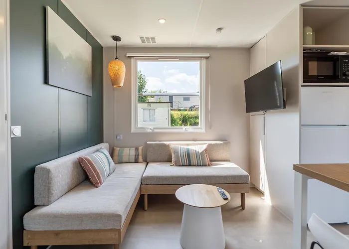 Maison De - Parc De Papillon