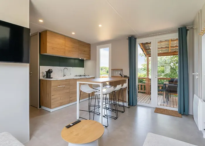 Maison De - Parc De Papillon * Bouillon