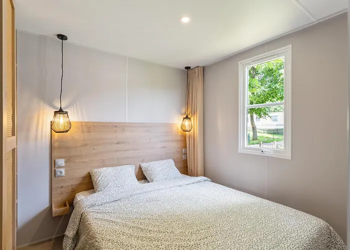 Maison De - Parc De Papillon