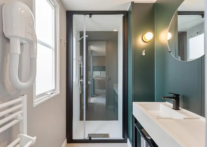 Maison De - Parc De Papillon *