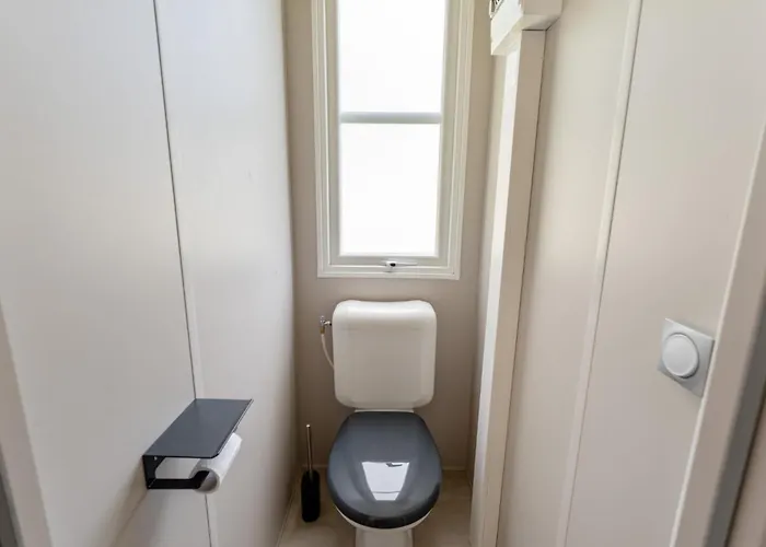 Maison De - Parc De Papillon *